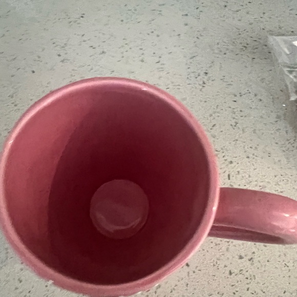 Collector Vandor I Love Lucy Sculpted Ceramic Mug, It's so tasty, Pink, 18-Ounce - Picture 5 of 6